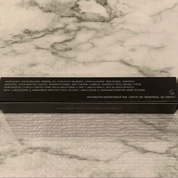 ⭐️$2⭐️ Add-on Laritzy Cosmetics Gloss Shade Vibe - Picture 4 of 9